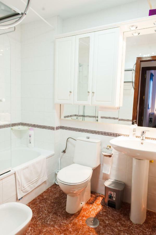 Apartamento Centro กรานาดา ภายนอก รูปภาพ